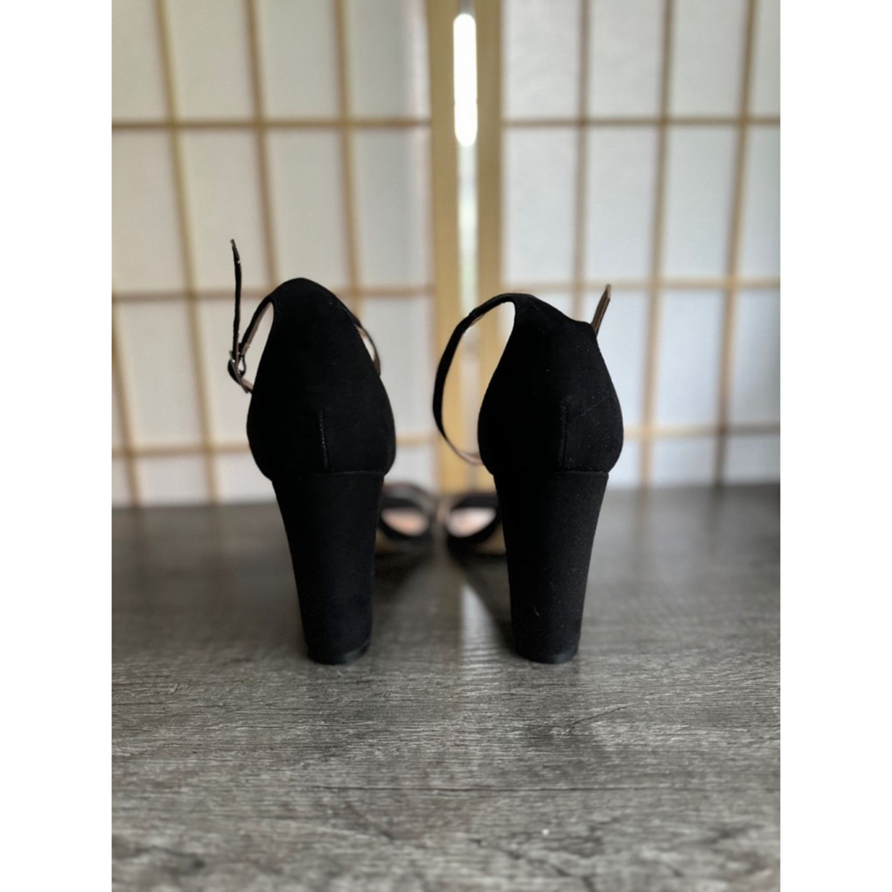 MADDEN GIRL womens black ankle strap block heels - Picture 6 of 7